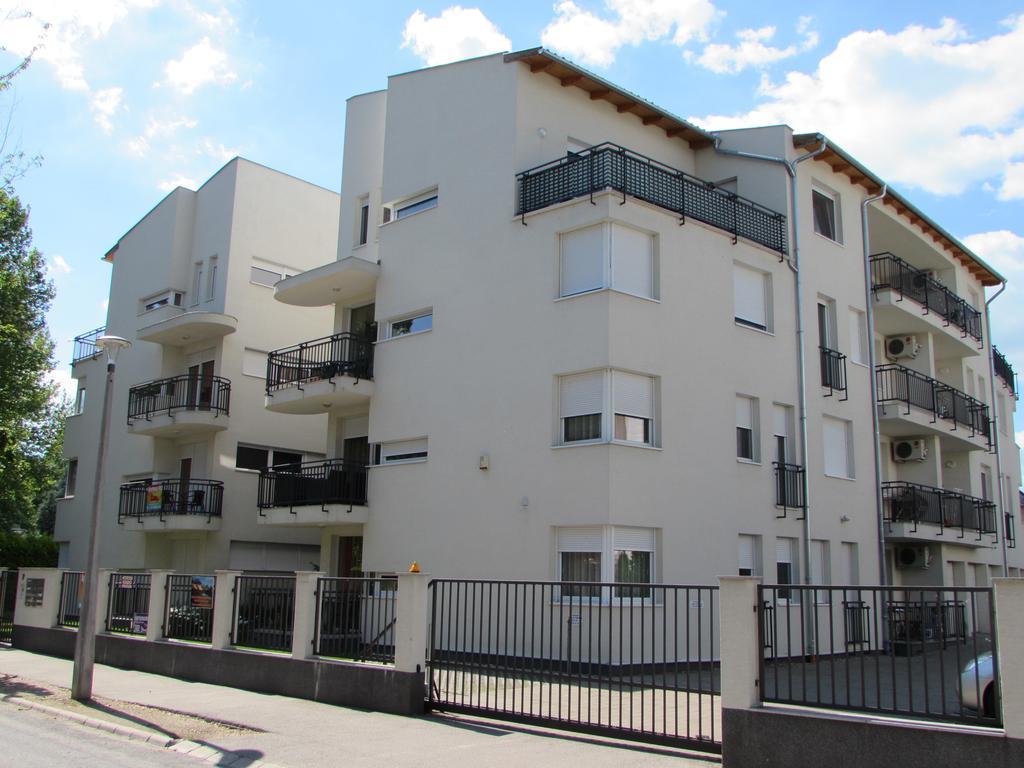 Myflat Siofok Beach Apartment Экстерьер фото