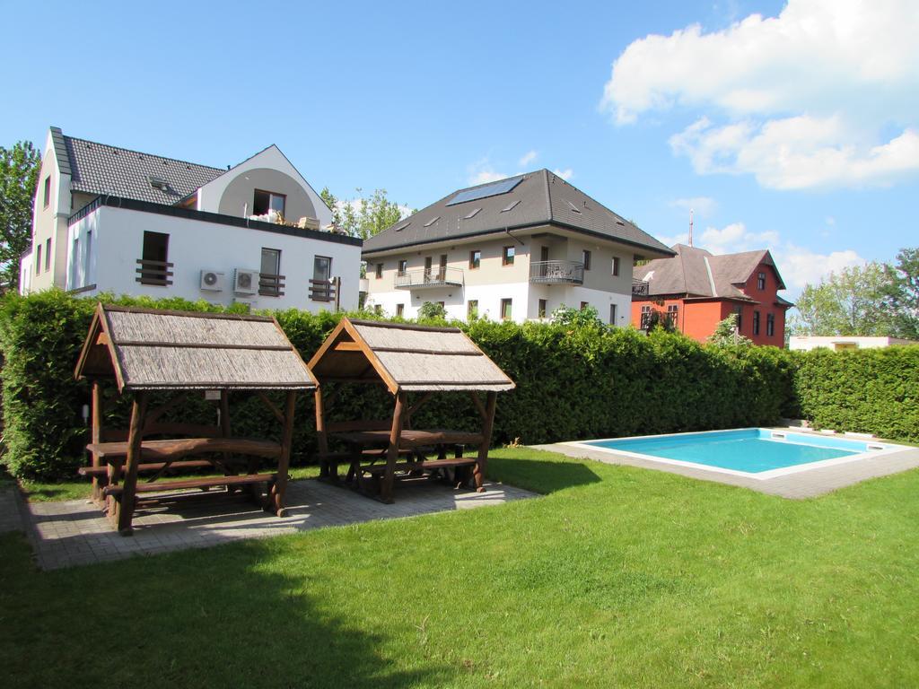 Myflat Siofok Beach Apartment Экстерьер фото